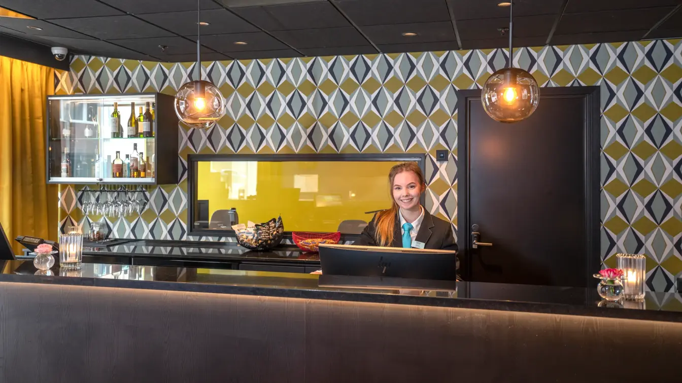 Thon_Hotel_Polar_Resepsjon