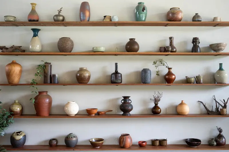 dette_er_interiortrendene_i_var_dekor_hylle_4.3