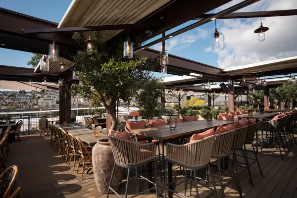 olivia takterrasse