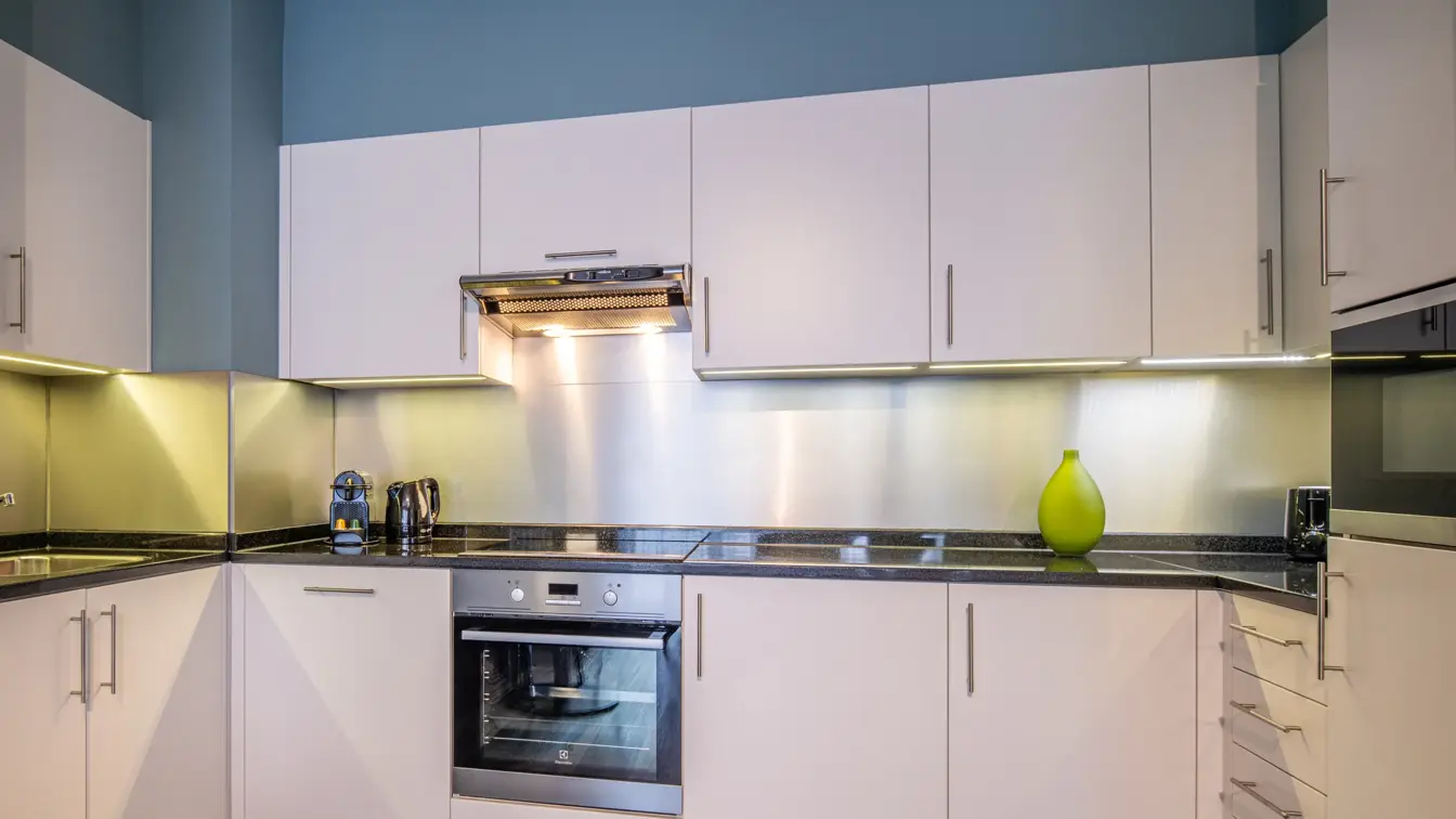 Thon_Residence_Parnasse_ApartmentBedroom