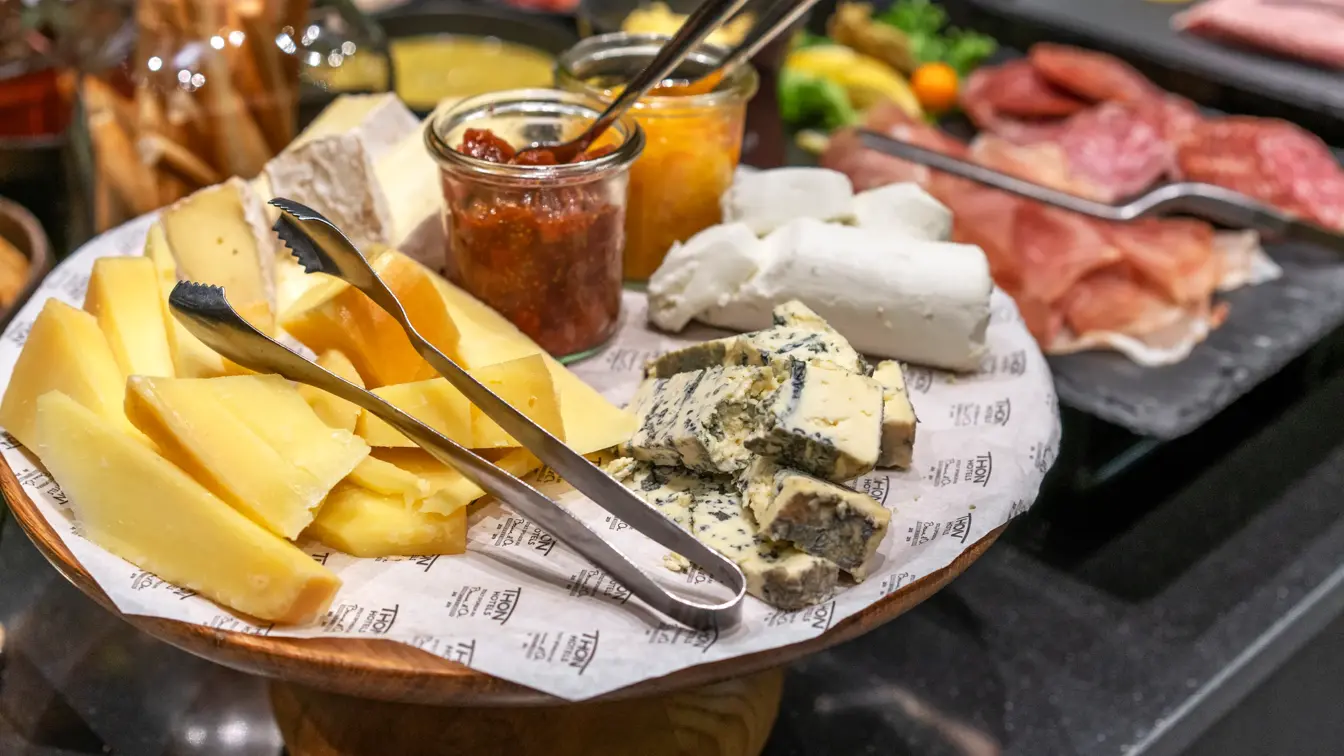 Thon_Hotel_Tromso_Frokostbuffet