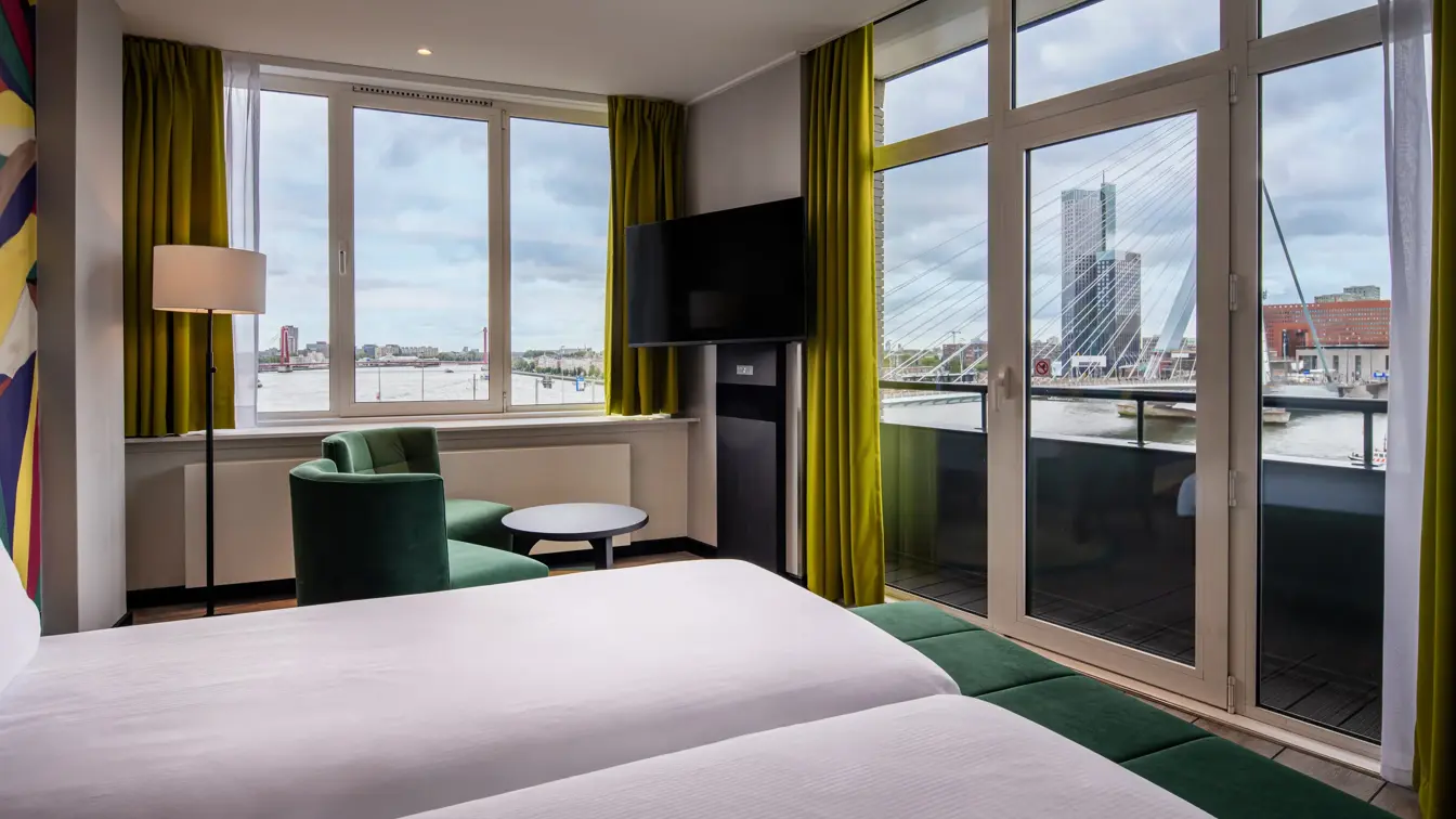 ThonHotelRotterdamSuperiorRoomBalcony