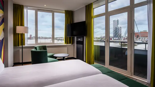 ThonHotelRotterdamSuperiorRoomBalcony
