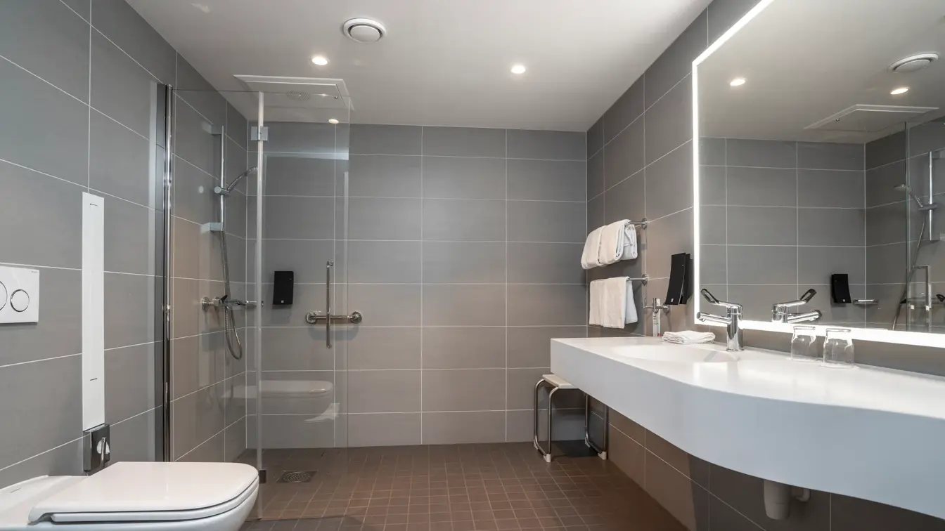 Thon_Hotel_Bronnoysund_Bad_HCP_UUrom