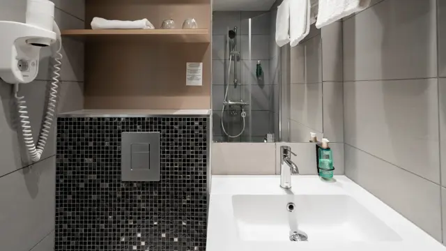 Thon_Hotel_Sortland_Standard_Room_Twin_Bad