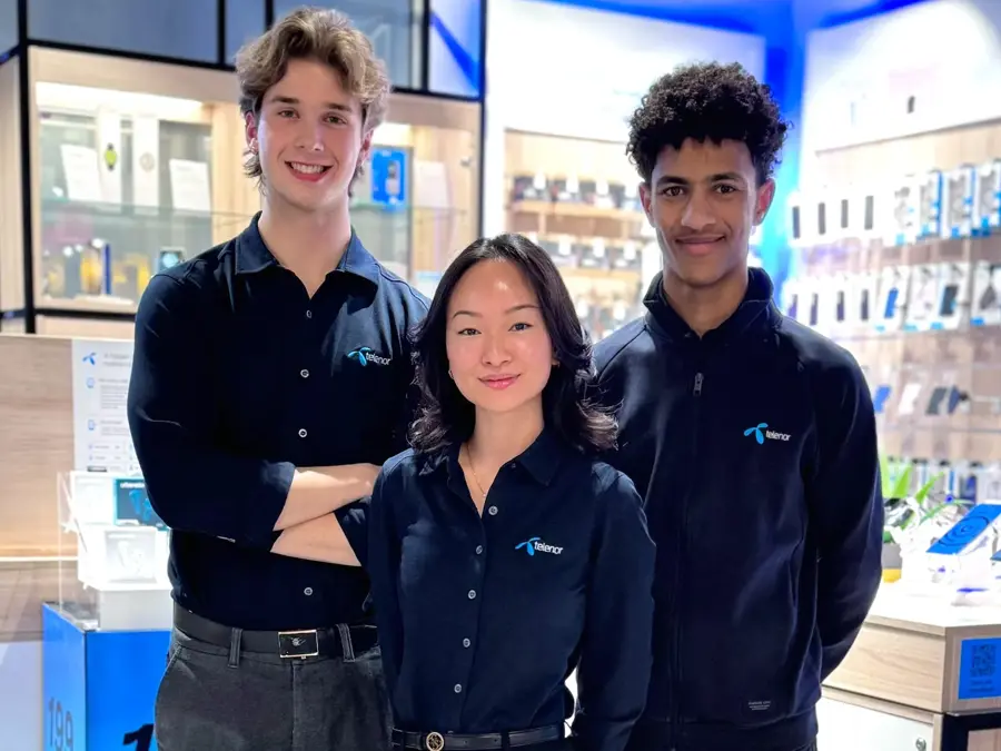 Medarbeidere i Telenorbutikken på Ski Storsenter