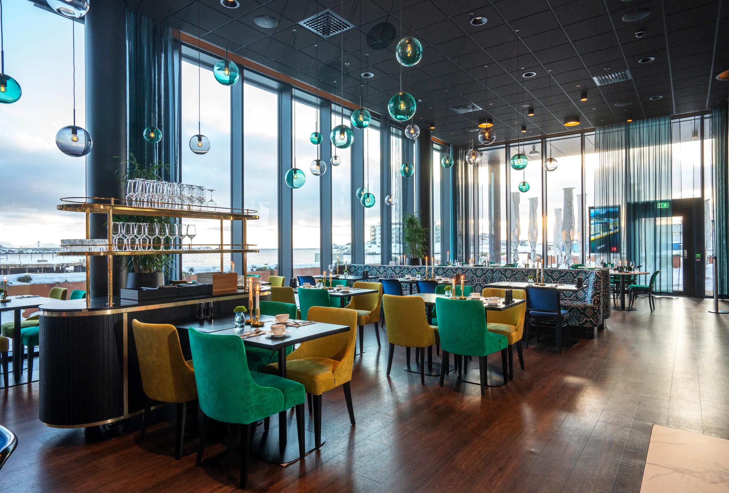 Thon_Hotel_Svolvar_Brasseriet_Bar