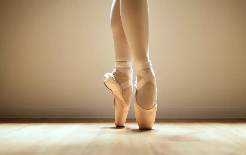Female ballerina practicing in studio,Kyoto,Japan