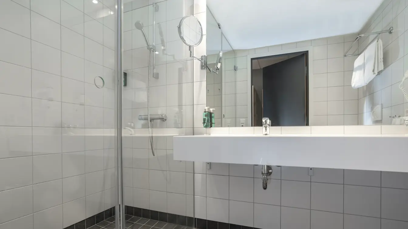 Thon_Hotel_Sortland_Bad_Business_Room