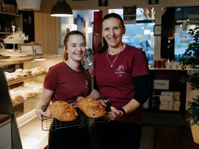 ansatte hos Moderns Café