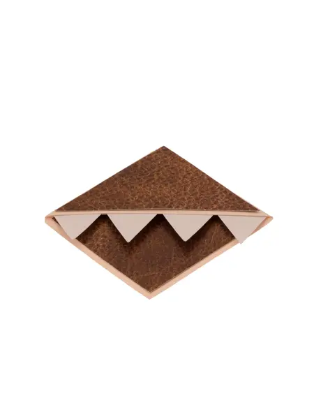 Steg 6, flere papirbiter limt sammen til "monster"bokmerke