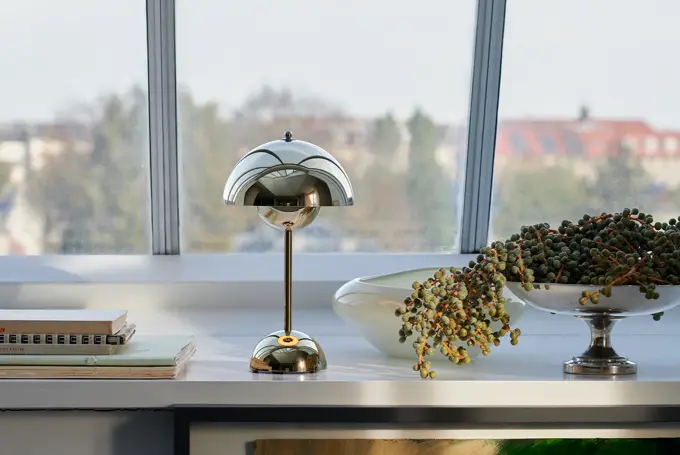 Lampe i krom fra Christiania Belysning