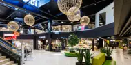AMFI Roseby fellesareal, sitteplasser i midten av senteret