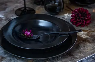 tilbords-magnor-noir-servise-uke02-3.2