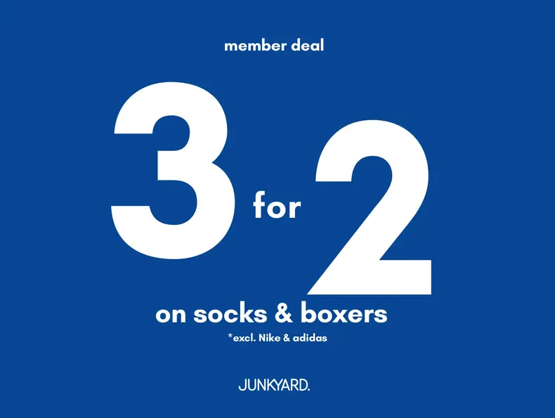 Blå bakgrunn med Junkyard-logo og tekst: "3 for 2 on socks and boxers"