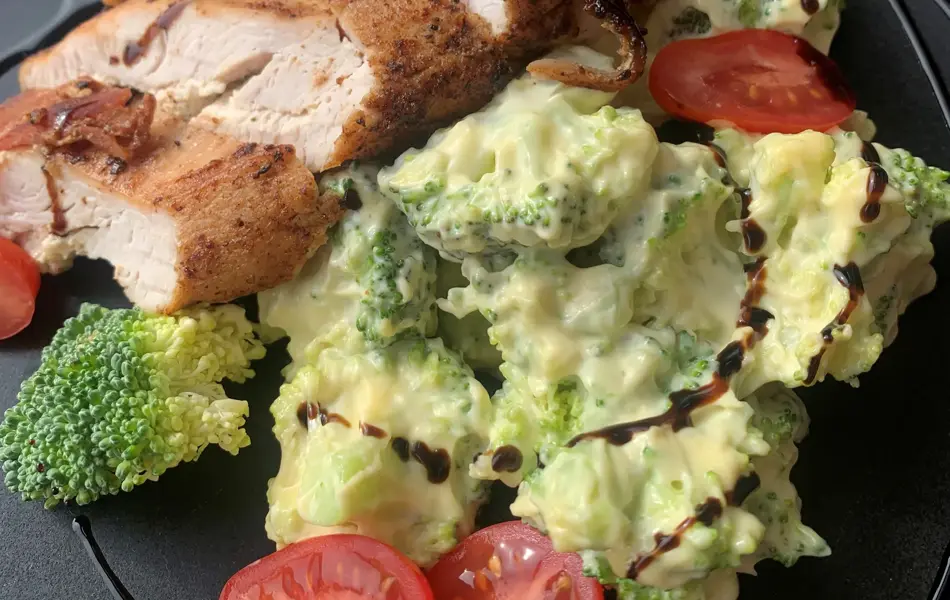 Grillet kylling med brokkolisalat