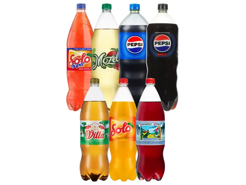 Utvalg av brus og mineralvann fra Pepsi, Solo, Villa og Mozell.