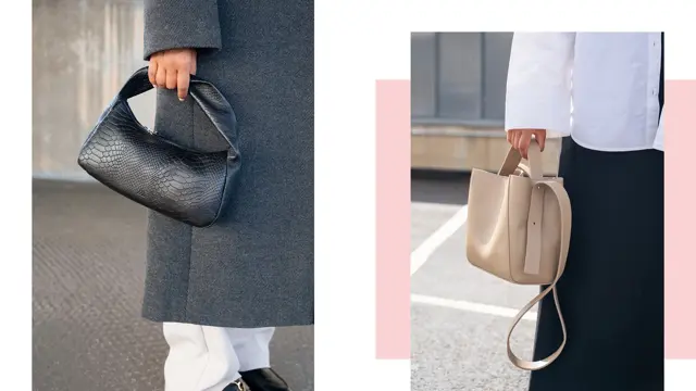 Dame viser frem vesker