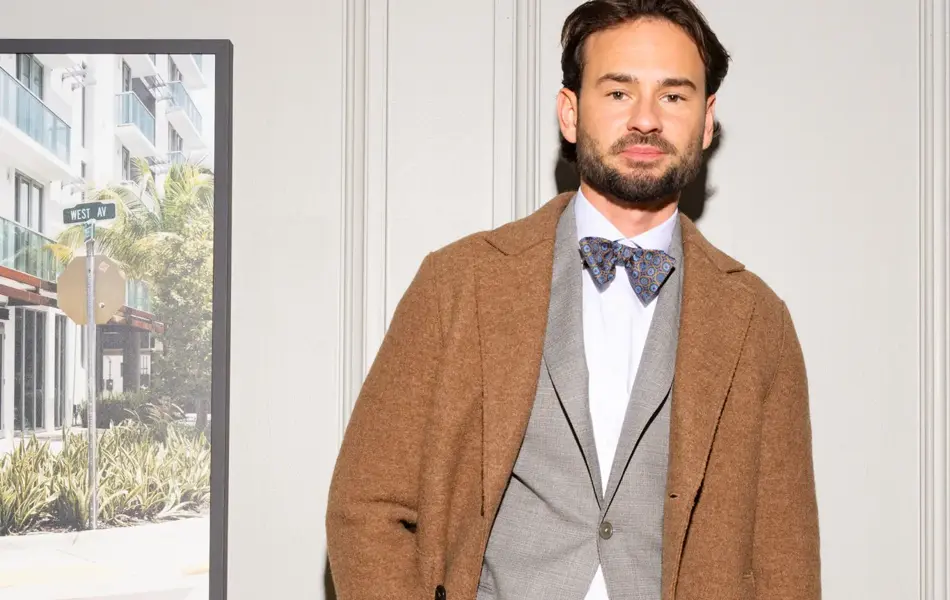 Brun frakk fra Harris Wharf, Skonnord. 