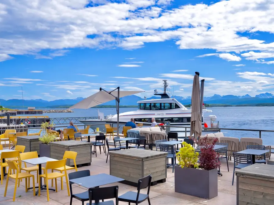 Köl Terrasse uteservering 