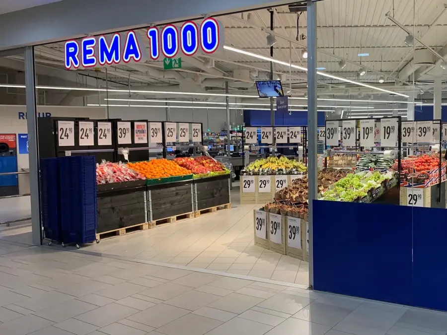 Butikkfasade til Rema 1000 på Ski storsenter 