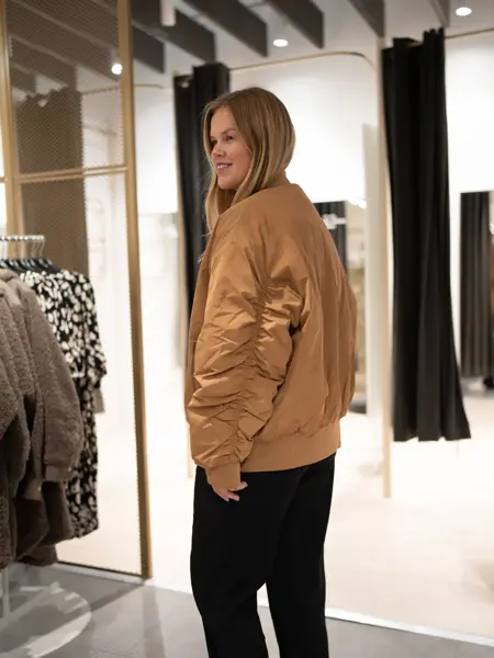 Høstmote dyrt vs. billig