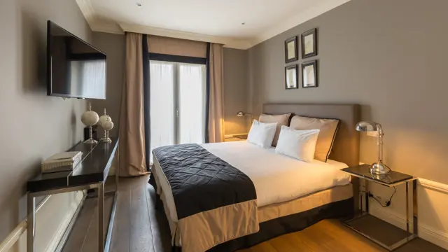 StanhopeHotel_AP