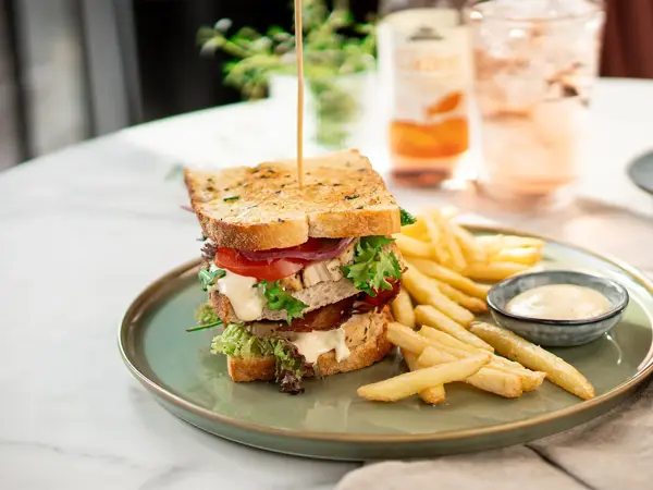 Sandwich med pomme frites