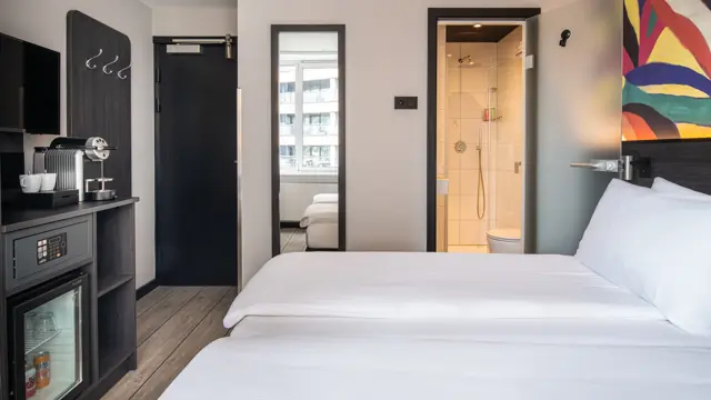 ThonHotelRotterdamBathroomClassicDoubleRoom