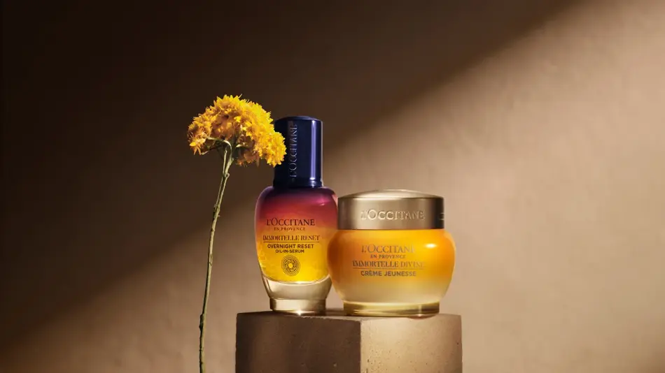 Large-2025_Imm_Divine_Reset50_cream_hero_sRGB