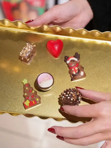 Sweets konfekt 89 90pr hg-0001.jpg