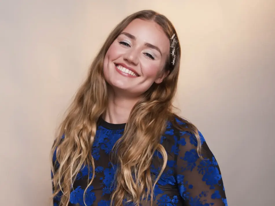 Sminke jente med festsminke