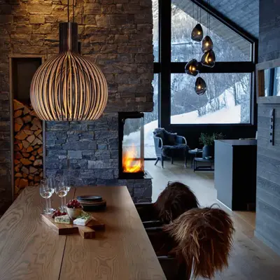 Spisestue med taklampe