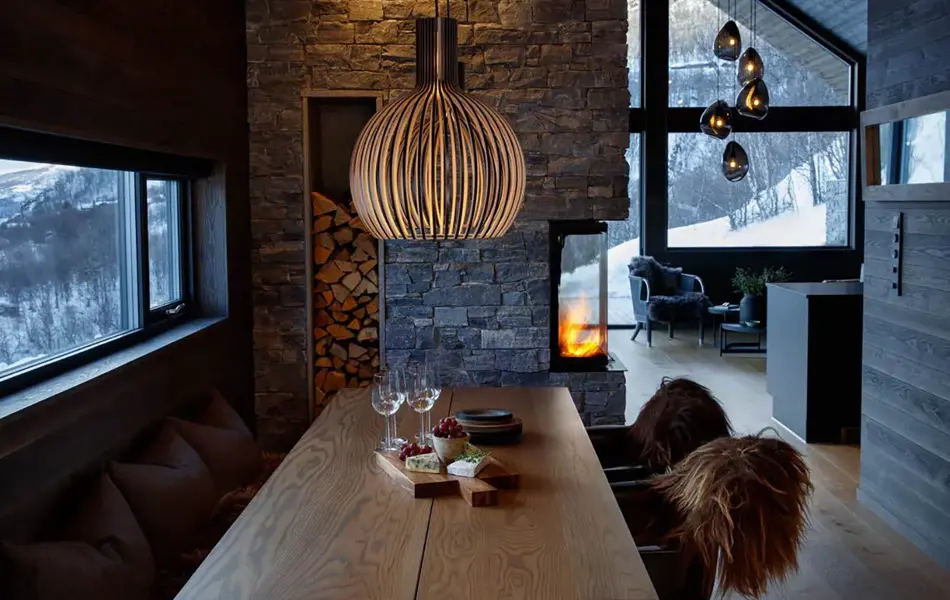 Spisestue med taklampe