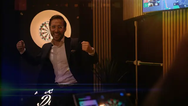 Lucky Dart 1_00_00_16_21