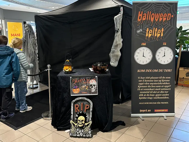 Halloween telt aktivitet