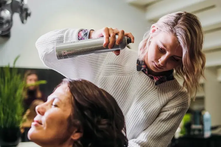 Vi kan varmt anbefale deg å ta godt vare på seg selv og i år mer enn noen gang. Hvorfor ikke sette av noen timer til litt kjærkommen egentid på senteret? 