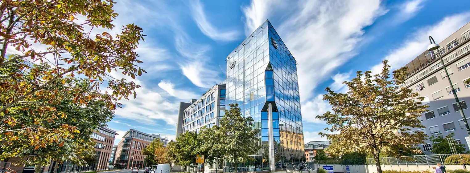 Fasadebilde av næringsbygget Vika Atrium i Oslo