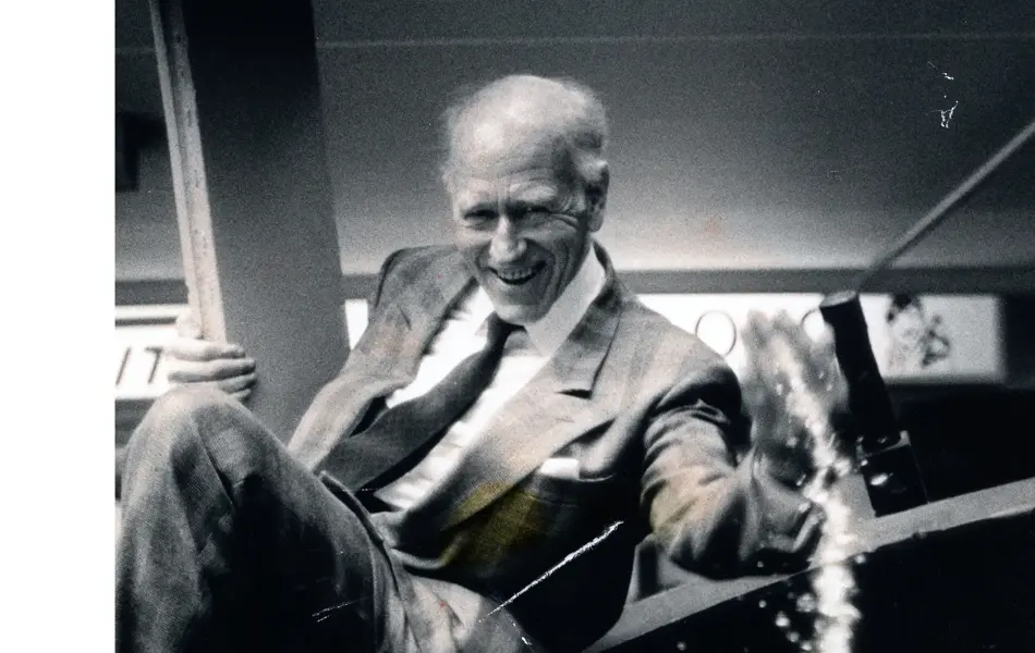 Olav Thon i støpeskje