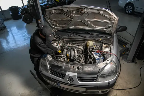 Lucka 9 Autoexperten.jpg