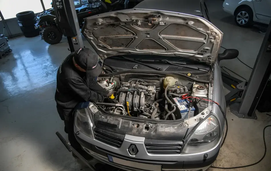 Lucka 9 Autoexperten.jpg