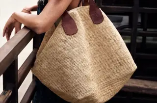 Ibelive vesker i strå