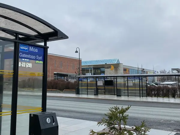 Bilde av busstopp: gatestopp Moa syd