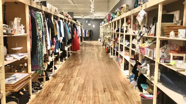 Butikklokale med reoler