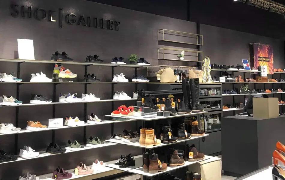 Skoutvalg på Shoe Gallery på Lagunen