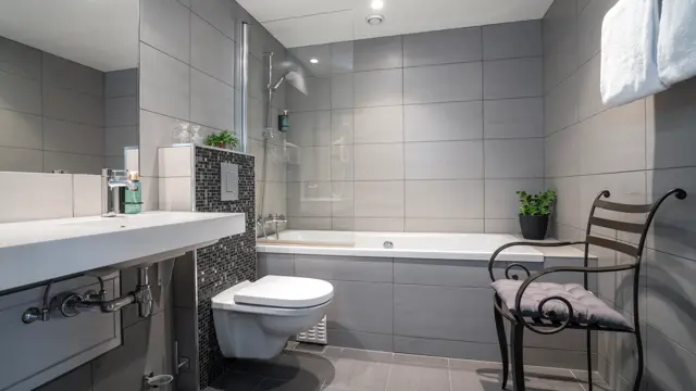 Thon_Hotel_Sortland_Bad_Business_Room