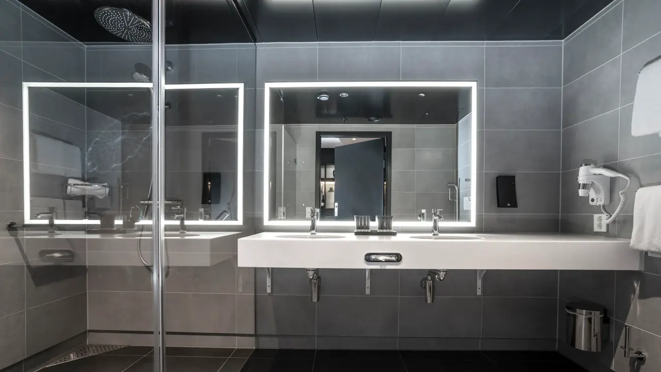 Bad på handikapvennlige rom