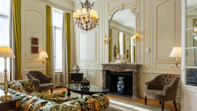 Stanhope_Hotel_Royal_Suite