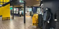 Fasaden til butikk som selger turklær på Lompensenteret