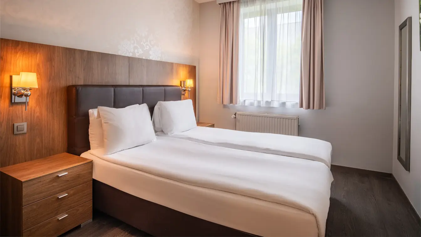 ThonResidenceFloranceBedrooms()